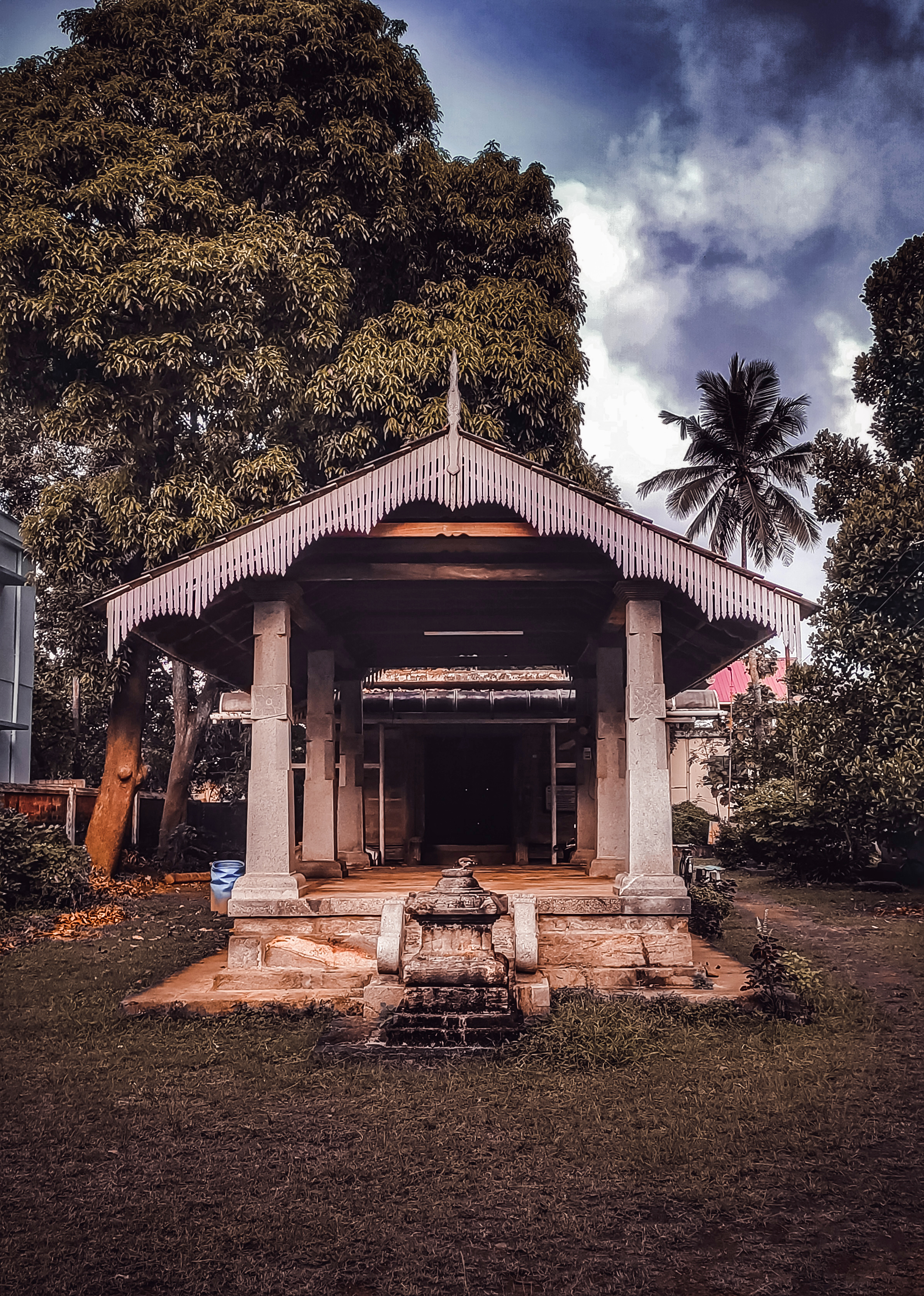 Shri Digambar Jain Lai Mandir — Jainimedu Jain temple, Palakkad: historic stone temple and gateway
